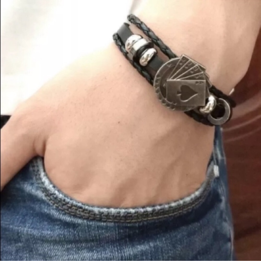 ❤️Men leather poker card bracelet